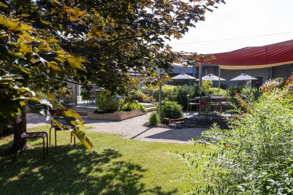 LE PATIO-JARDIN-944